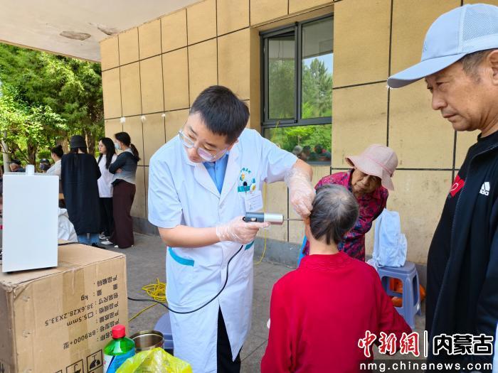 呼和浩特回民区：助残日里的“暖心集市”与“法治课堂”